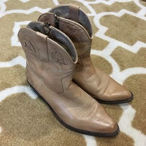 ZiGiny Women’s cowboy boots
